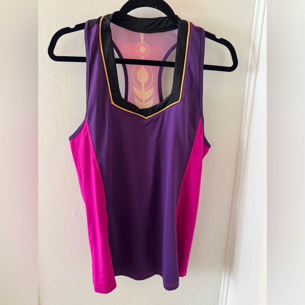 Crowned Athletics Flow Tank